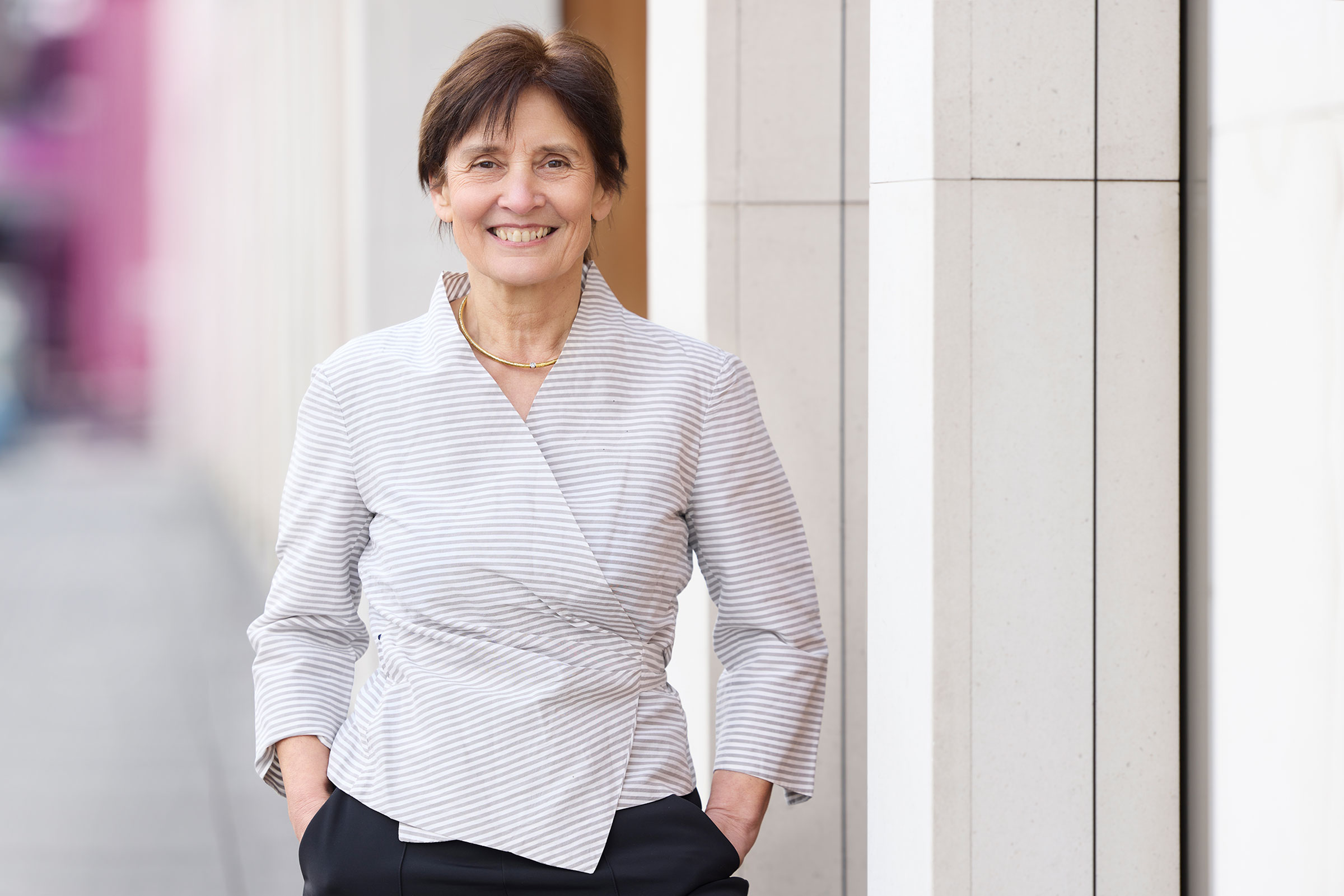 Simone Mones – Business Psychology